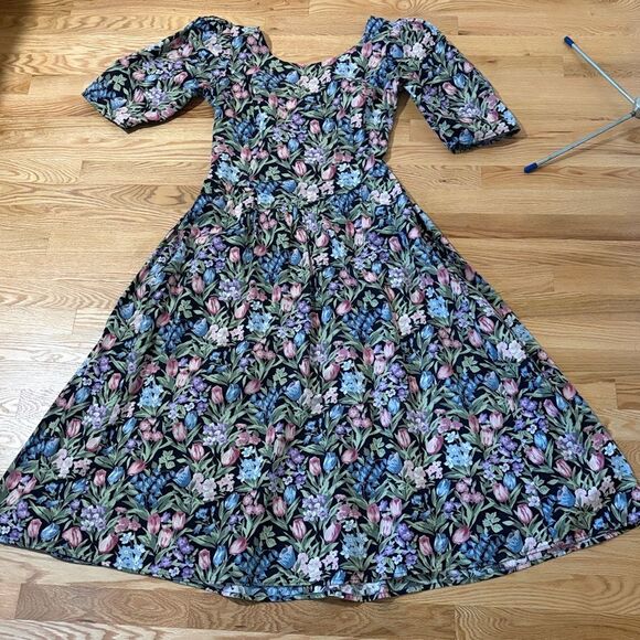 Vintage Dresses & Skirts - Vintage Prarie Princess Floral Midi Dress Puff Sleeves Basque Waist Cottagecore